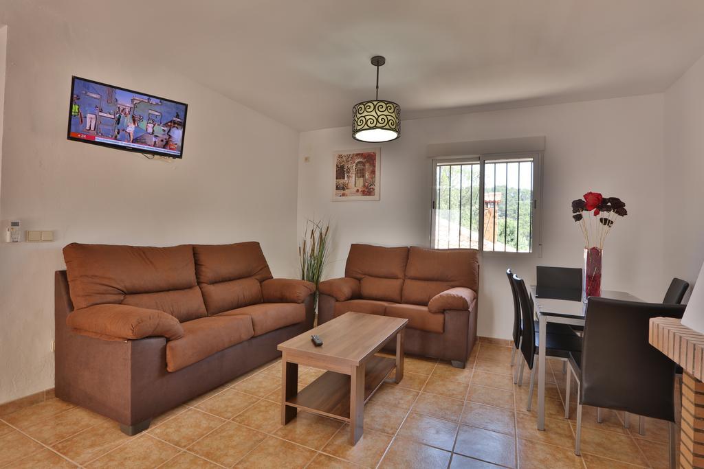 Apartamentos El Madronal Coto Rios Bagian luar foto