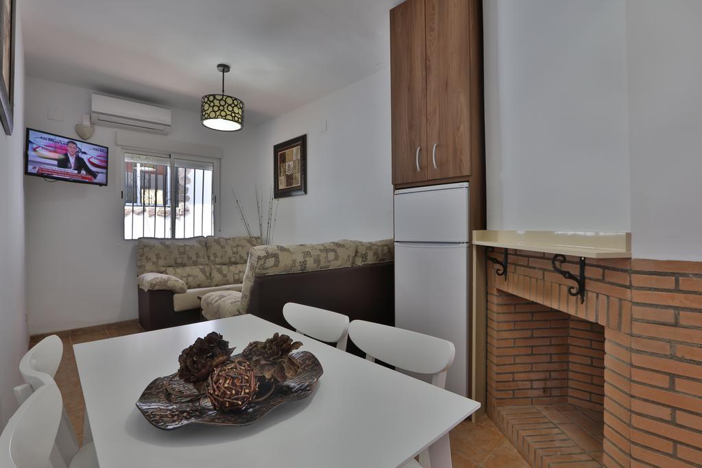 Apartamentos El Madronal Coto Rios Bagian luar foto