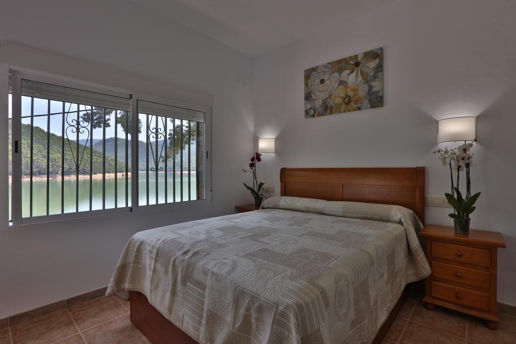 Apartamentos El Madronal Coto Rios Bagian luar foto