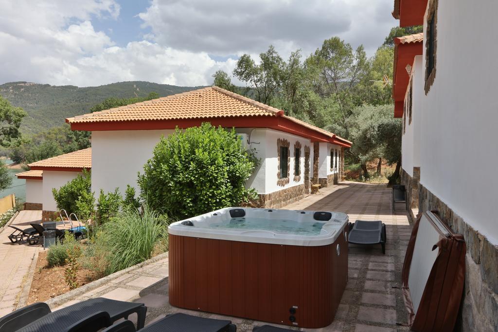 Apartamentos El Madronal Coto Rios Bagian luar foto